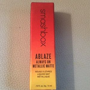 SMASHBOX